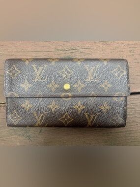 Louis Vuitton Wallet Sarah long Monogram canvas Brown Snap closure